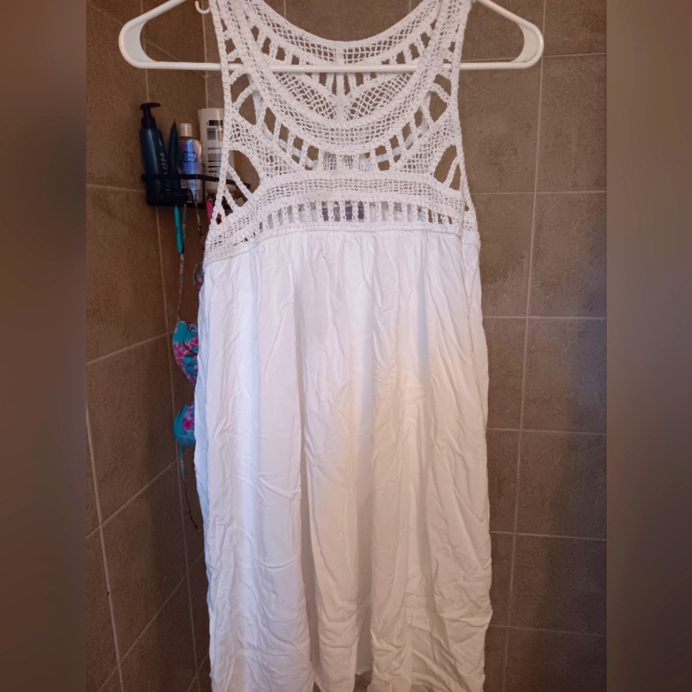White crotchet blouse/dress